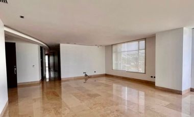 Departamento en venta con vista al Ríos, Guayaquil Tennis Club - Samborondón