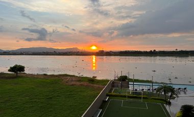 Departamento en venta con vista al Ríos, Guayaquil Tennis Club - Samborondón
