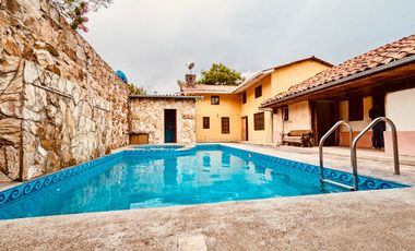 Casa de campo de venta Cuenca Ecuador con piscina