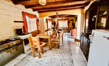 Casa de campo de venta Cuenca Ecuador con piscina