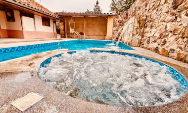 Casa de campo de venta Cuenca Ecuador con piscina