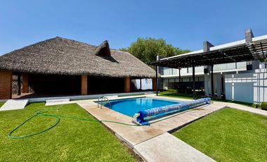 Moderna Casa en Venta Fraccionamiento Bambú Atlixco, Puebla