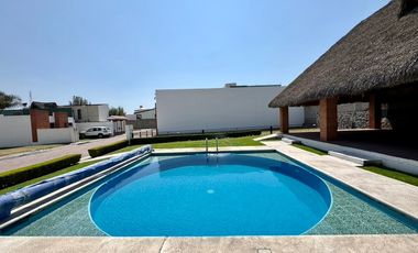 Moderna Casa en Venta Fraccionamiento Bambú Atlixco, Puebla