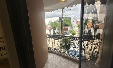 casa en alquiler Samborondón Urb. Aquamarina