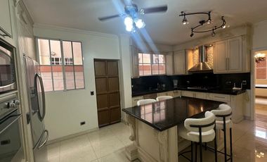 casa en alquiler Samborondón Urb. Aquamarina