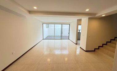 CASA EN VENTA EN AGUASCALIENTES, ZONA LA QUERENCIA (CONTADERO)