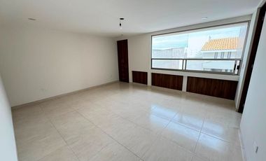 CASA EN VENTA EN AGUASCALIENTES, ZONA LA QUERENCIA (CONTADERO)
