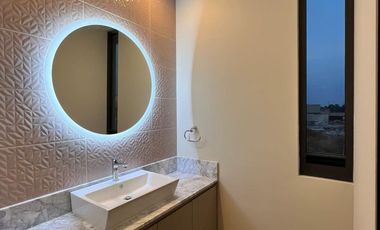 ¡Vive con confort y exclusividad en esta espectacular casa en venta!