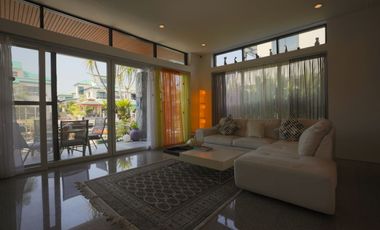 Jomtien Yacht Club property with private Boat Mooring