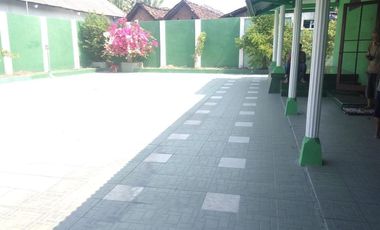 Rumah antik cocok untuk quest house di tengah kota Madiun Jawa Timur