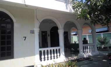 Rumah antik cocok untuk quest house di tengah kota Madiun Jawa Timur