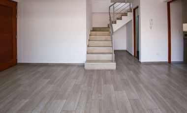 VENTA EXCELENTE DUPLEX EN SANTA CATALINA