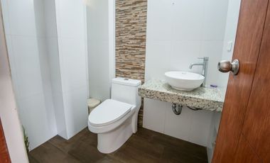 VENTA EXCELENTE DUPLEX EN SANTA CATALINA