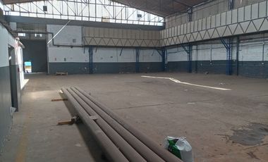VENTA DE TERRENO 2458 M2, FRENTE 35 M, ZONIFICACION VIVIENDA TALLER, RDM 12 PISOS