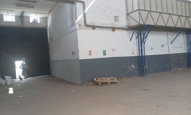 VENTA DE TERRENO 2458 M2, FRENTE 35 M, ZONIFICACION VIVIENDA TALLER, RDM 12 PISOS