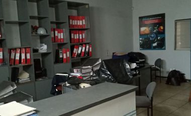 VENTA DE TERRENO 2458 M2, FRENTE 35 M, ZONIFICACION VIVIENDA TALLER, RDM 12 PISOS