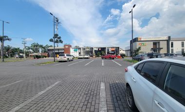 EN VENTA TERRENO COMERCIAL ESTRATÉGICAMENTE UBICADO EN EL NUEVO SAMBORONDON