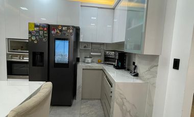 ¡EN ALQUILER CASA FULL AMOBLADA  EN ESTANCIAS DEL RÍO SAMBORONDON