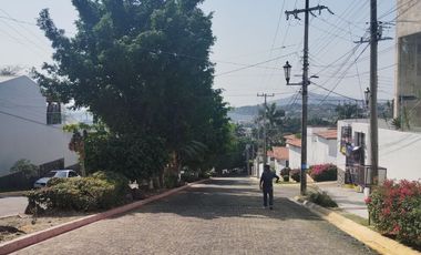 Venta de Excelente Lote en el Fraccionamiento Burgos Bugambilias, Temixco, Morelos
