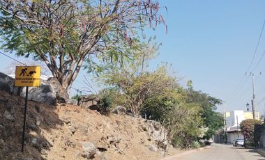 Venta de Excelente Lote en el Fraccionamiento Burgos Bugambilias, Temixco, Morelos