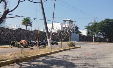 Venta de Excelente Lote en el Fraccionamiento Burgos Bugambilias, Temixco, Morelos