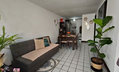 Linda casa en VENTA de una sola planta en Jardines del Valle, Zapopan