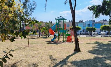 Linda casa en VENTA de una sola planta en Jardines del Valle, Zapopan