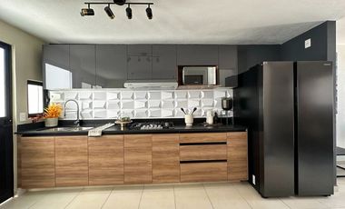 Casa en Corregidora, Qro.,. 2 Plantas opción a Roof Garden. Precio Promoción Octubre $1´864,012