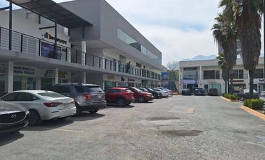 LOCAL COMERCIAL EN PLAZA VENUSTIANO  ZONA CENTO