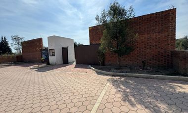 🏡 ¡Terreno en Venta en Calle la Cañada, Fuertes de Guadalupe, atrás de Plaza San Diego! 📍