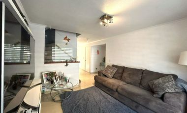 CASA EN VENTA EN HUECHURABA A PASOS DE COLEGIOS GRACE Y LINCOLN