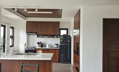 House and Lot For Sale in Kencana North at Camaya Coast, Mariveles, Bataan