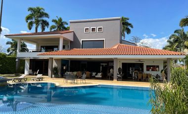 Vendo espectacular casa en exclusivo conjunto cerrado, Malabar, Cerritos, Pereira