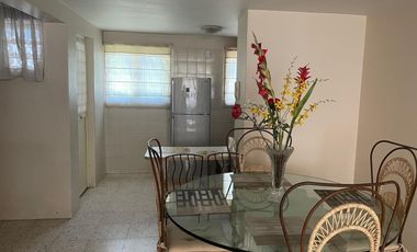 Renta departamento amueblado por CONCHITAS planta baja