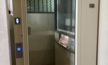 House and Lot with Elevator in Tagaytay for sale