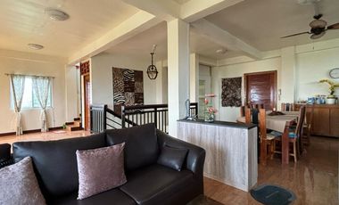 House and Lot with Elevator in Tagaytay for sale