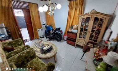 RUMAH DAN KOST CISITU DAGO BANDUNG