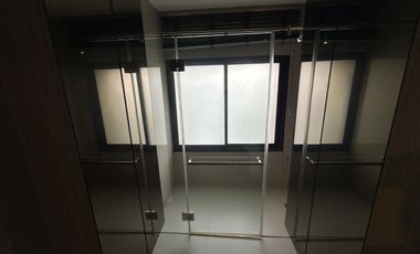 Condo for Sale: Noble Above Wireless-Ruamrudee 58.37 sq.m, 7th Floor – Near Conrad Hotel, Central Embassy, and BTS Ploenchit!