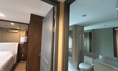 Condo for Sale: Noble Above Wireless-Ruamrudee 58.37 sq.m, 7th Floor – Near Conrad Hotel, Central Embassy, and BTS Ploenchit!