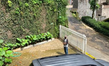 RUMAH VILLA DAGO BANDUNG