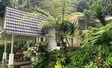 RUMAH VILLA DAGO BANDUNG