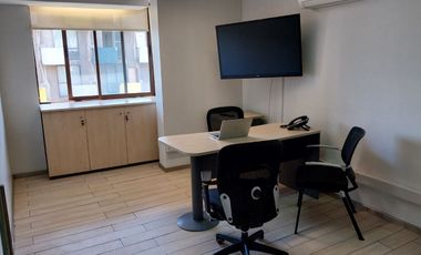 En venta 2 oficinas unidas que suman 215m2 / 3 privados / amplia sala reuniones Calle Amunátegui