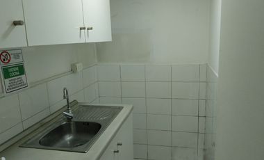 En venta 2 oficinas unidas que suman 215m2 / 3 privados / amplia sala reuniones Calle Amunátegui