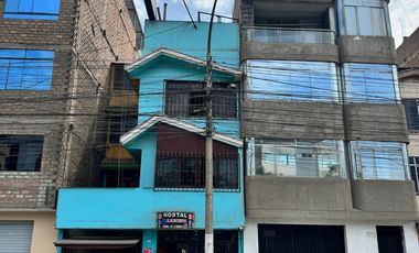 VENTA DE CASA DE 4 PISOS EN ZONA ALTAMENTE COMERCIAL – SAN JUAN DE LURIGANCHO