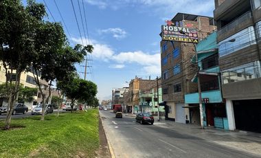 VENTA DE CASA DE 4 PISOS EN ZONA ALTAMENTE COMERCIAL – SAN JUAN DE LURIGANCHO