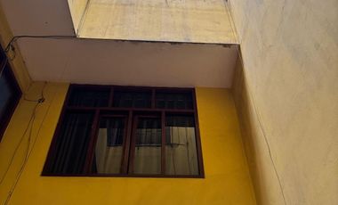 VENTA DE CASA DE 4 PISOS EN ZONA ALTAMENTE COMERCIAL – SAN JUAN DE LURIGANCHO