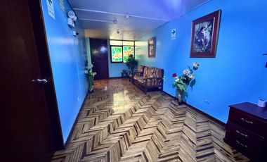 VENTA DE CASA DE 4 PISOS EN ZONA ALTAMENTE COMERCIAL – SAN JUAN DE LURIGANCHO