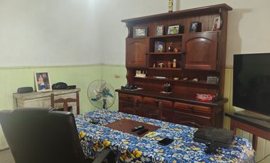 Ituzaingo - Venta - Casa en Block 3 Amb Al Frente - 3 y 2 Ambientes Al Fondo