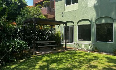 Bellísima Casa en Calle Privada con Vista Al Bosque en Lomas Anáhuac.