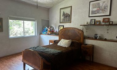 Bellísima Casa en Calle Privada con Vista Al Bosque en Lomas Anáhuac.